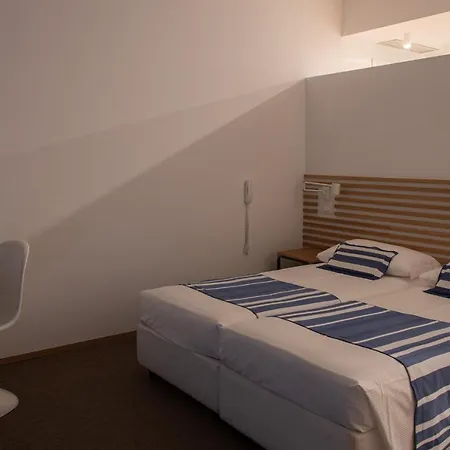 Albergo Alla Spiaggia 호텔 3*